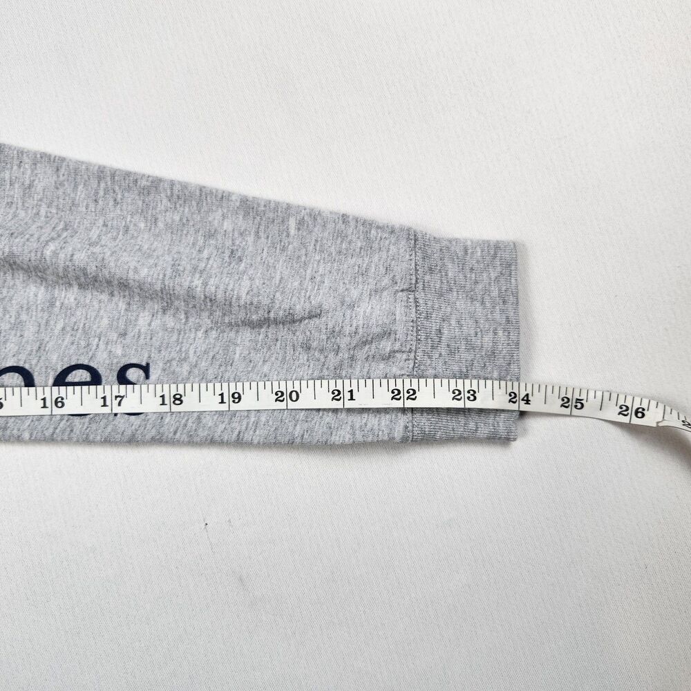 Vineyard Vines Long Sleeve Pocket T-Shirt Gray Men S Tropical Design Text Sleeve - Picture 9 of 9